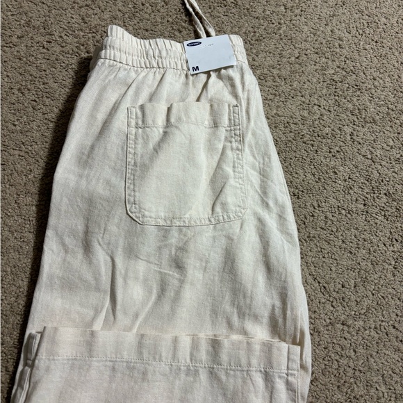 NWT Old Navy Pants - Picture 3 of 3